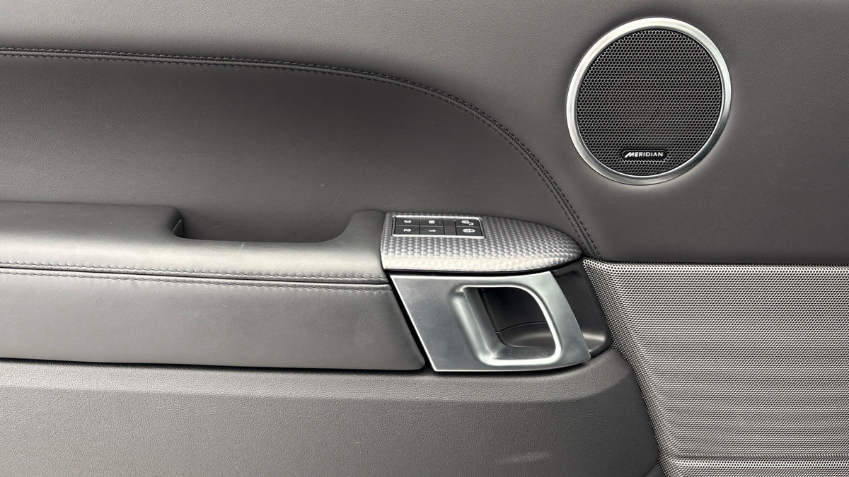 Land Rover Range Rover Sport Image 19