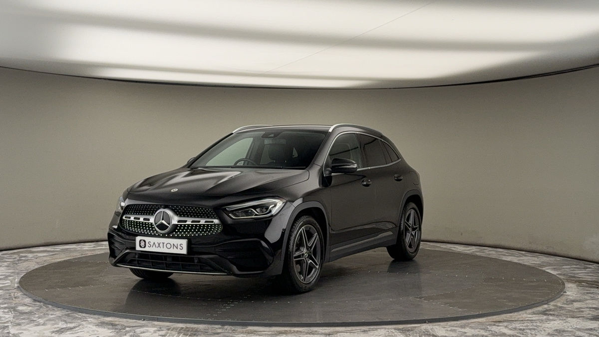More views of Mercedes-Benz GLA