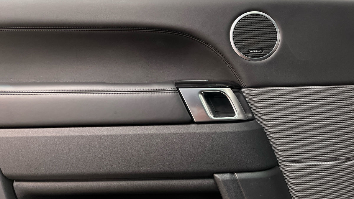 Land Rover Range Rover Sport Image 19