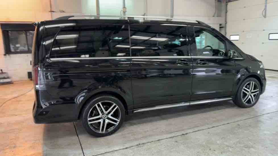 More views of Mercedes-Benz V Class