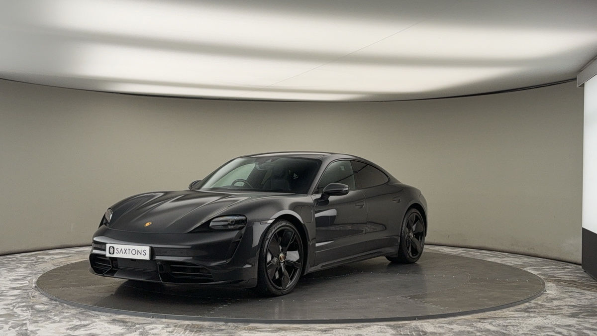 Porsche Taycan Image 20