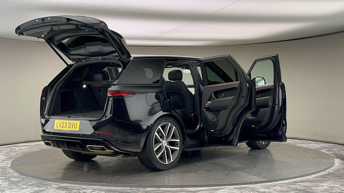 More views of Land Rover Range Rover Sport