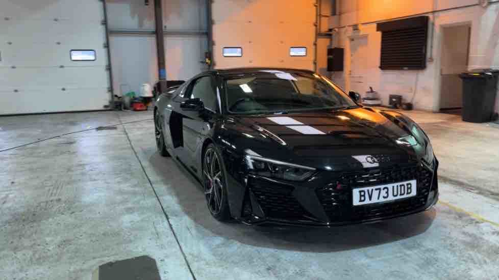 More views of Audi R8