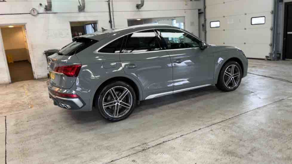 More views of Audi SQ5