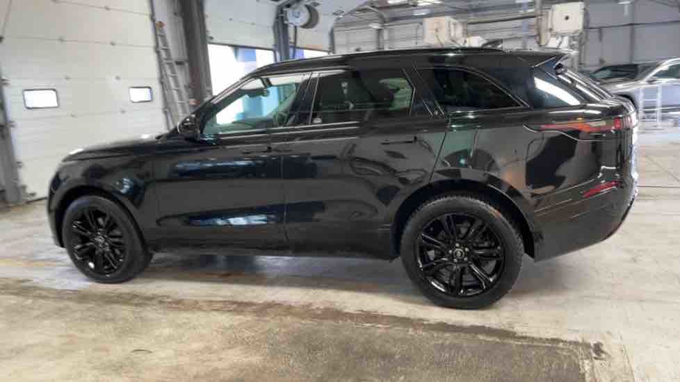 More views of Land Rover Range Rover Velar