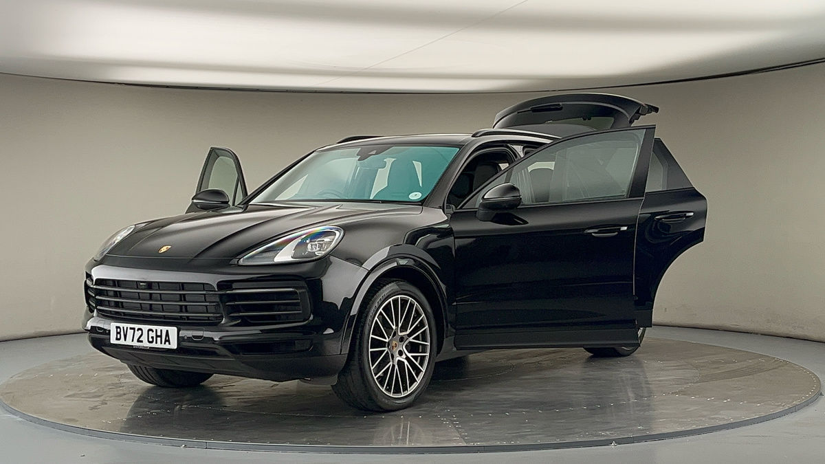More views of Porsche Cayenne