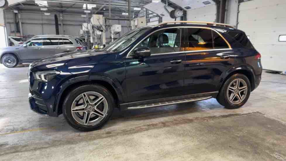 More views of Mercedes-Benz GLE