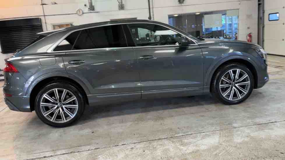 More views of Audi Q8