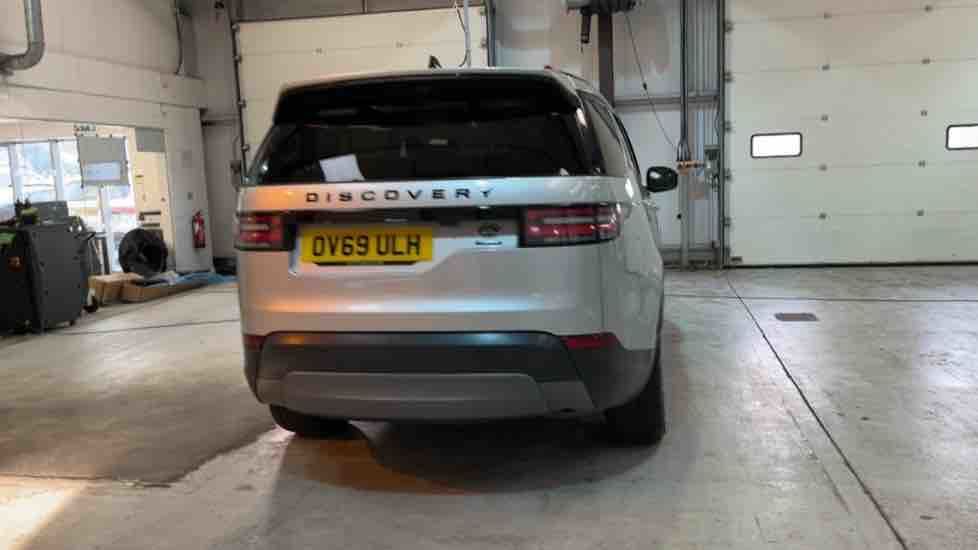 More views of Land Rover Discovery