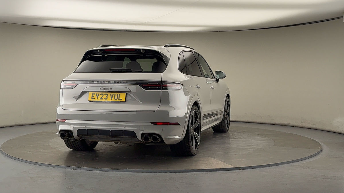 More views of Porsche Cayenne