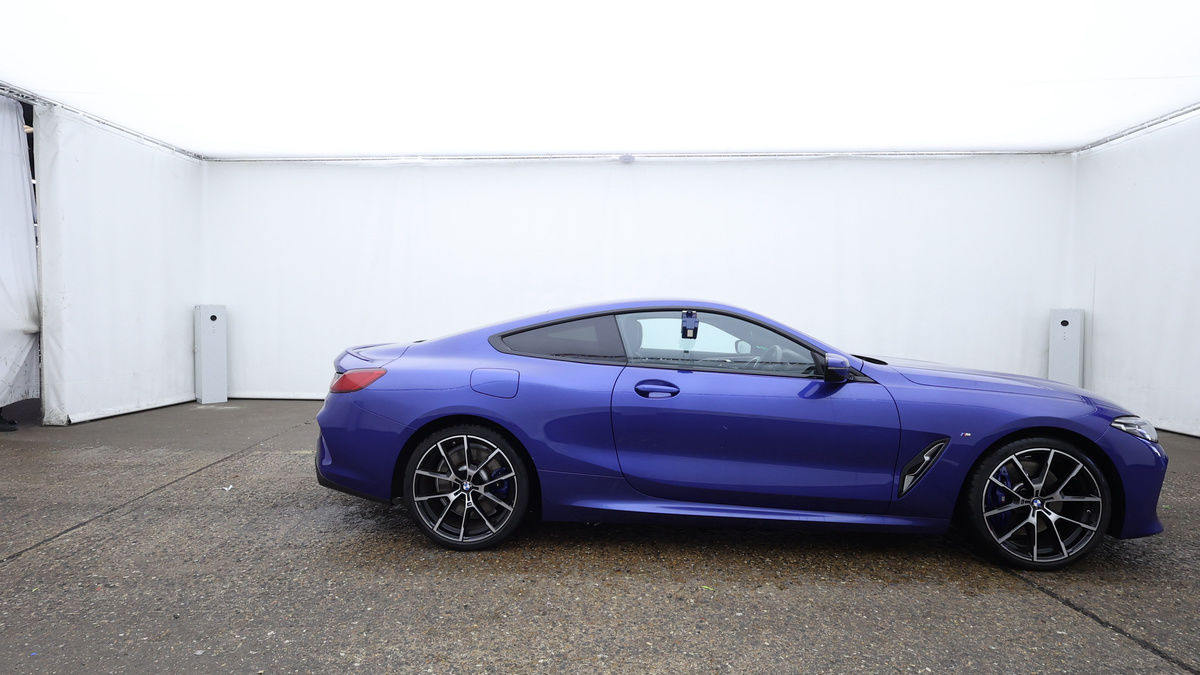 BMW 8 Series Image 5