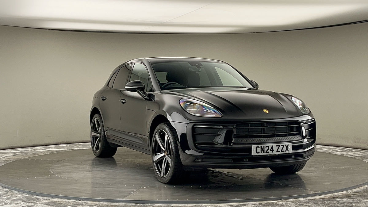 More views of Porsche Macan
