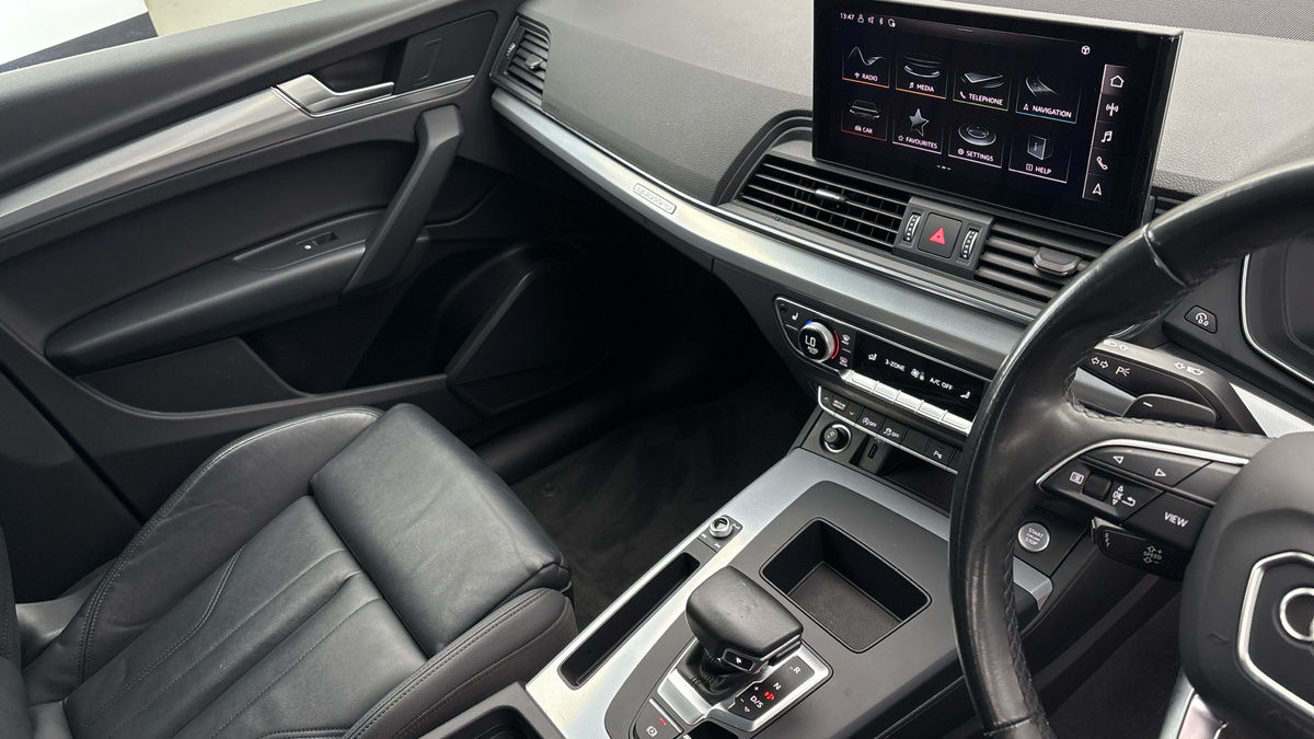 Audi Q5 Image 18