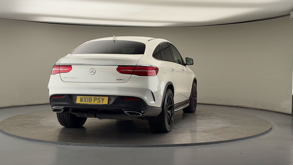 More views of Mercedes-Benz GLE