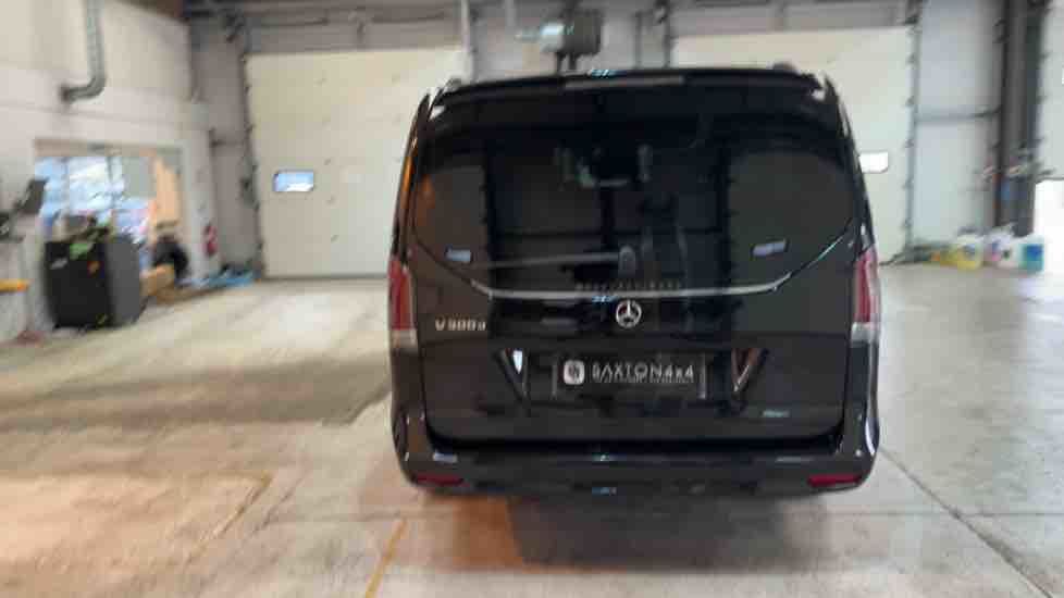 More views of Mercedes-Benz V Class