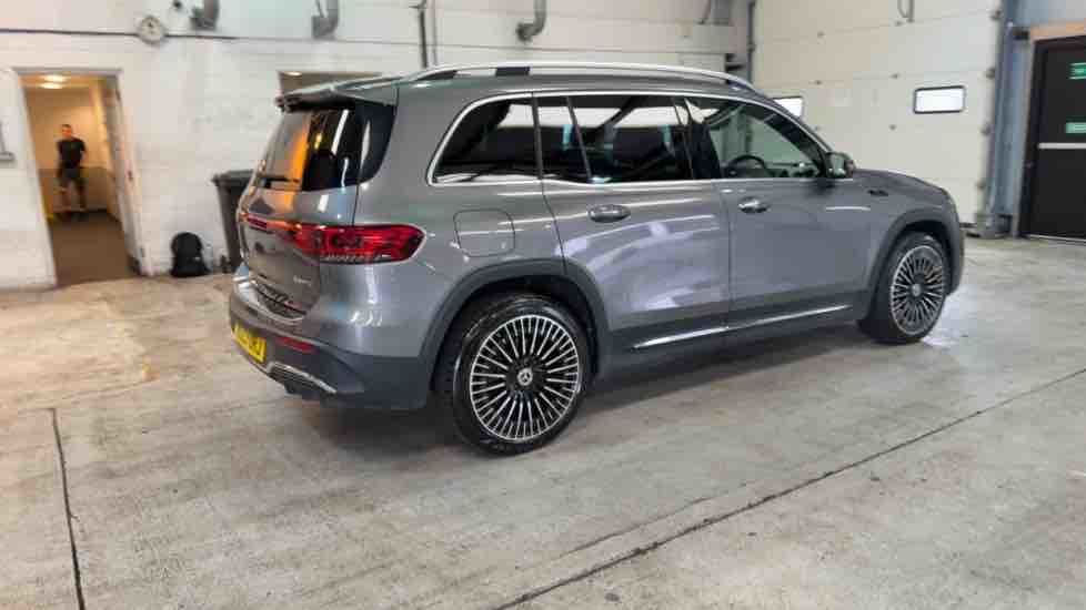 More views of Mercedes-Benz EQB