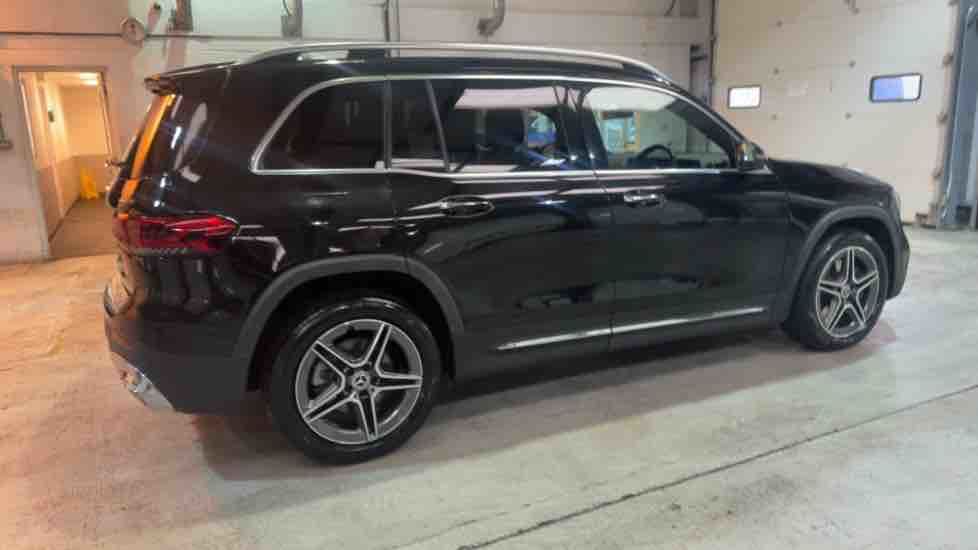 More views of Mercedes-Benz GLB
