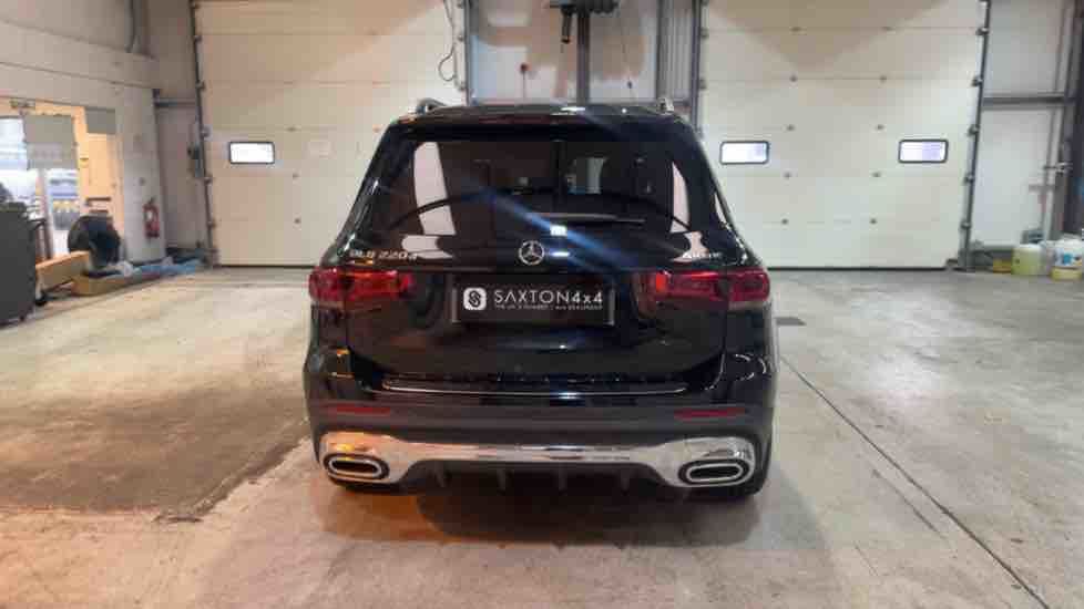 More views of Mercedes-Benz GLB