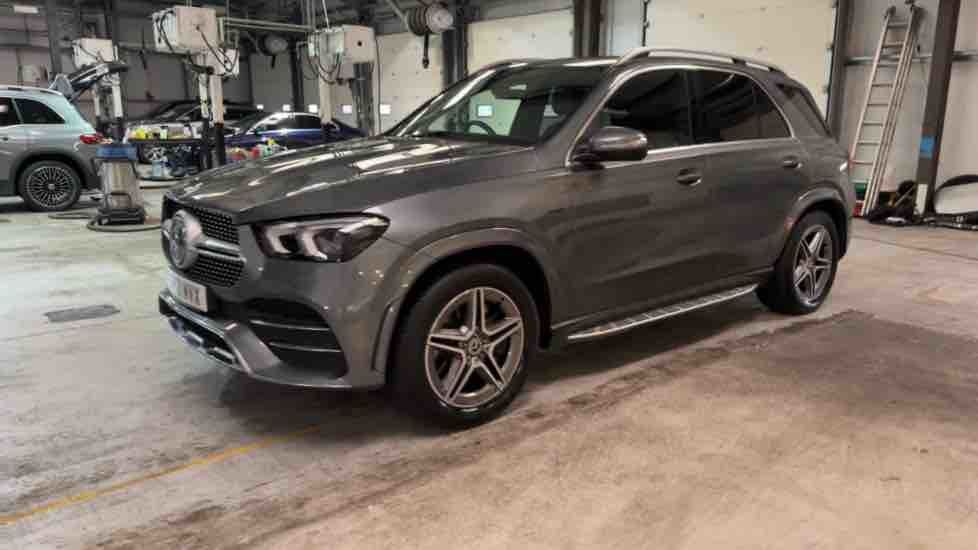 More views of Mercedes-Benz GLE