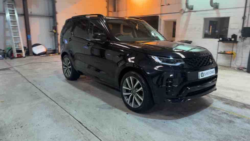 More views of Land Rover Discovery