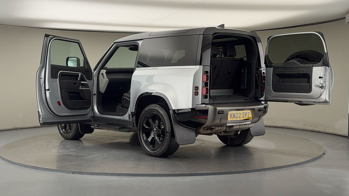 More views of Land Rover Defender 90