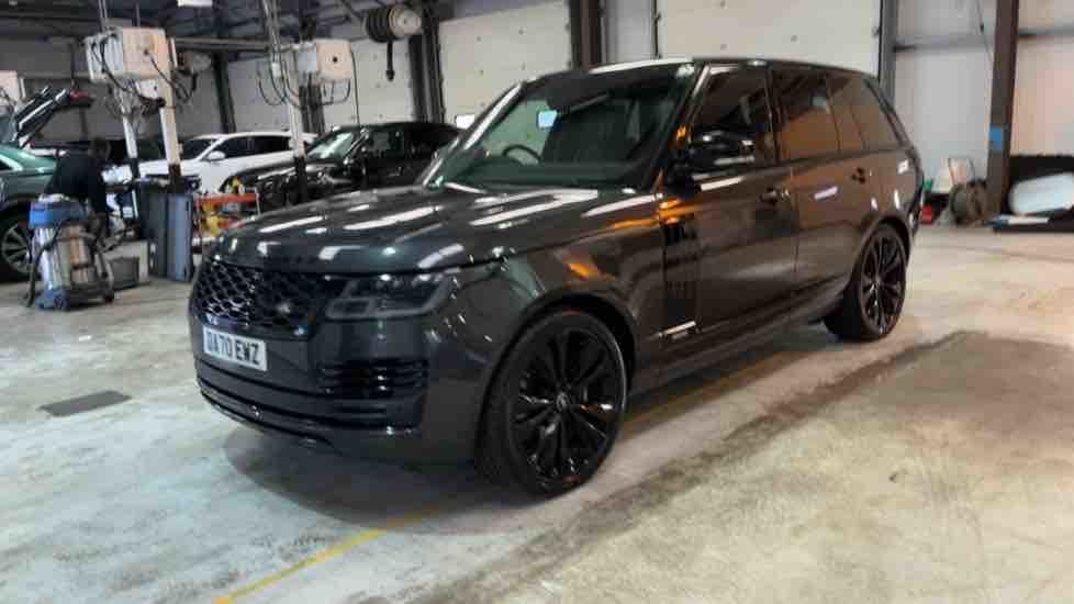 More views of Land Rover Range Rover