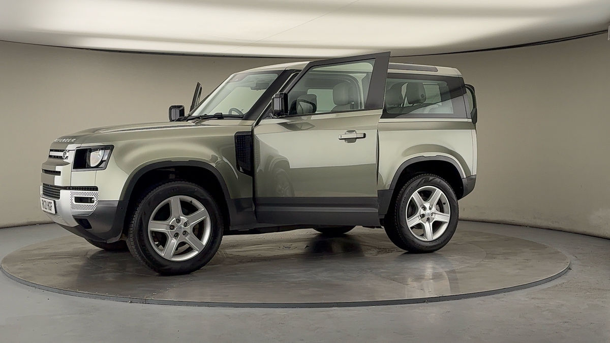 More views of Land Rover Defender 90