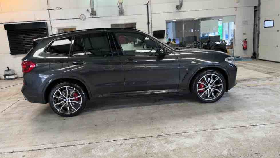 More views of BMW X3