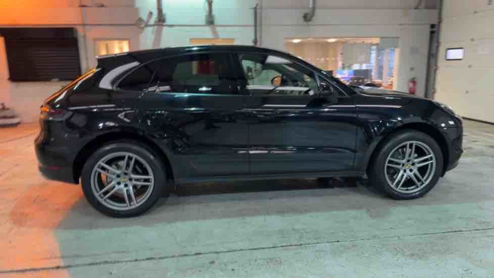 More views of Porsche Macan