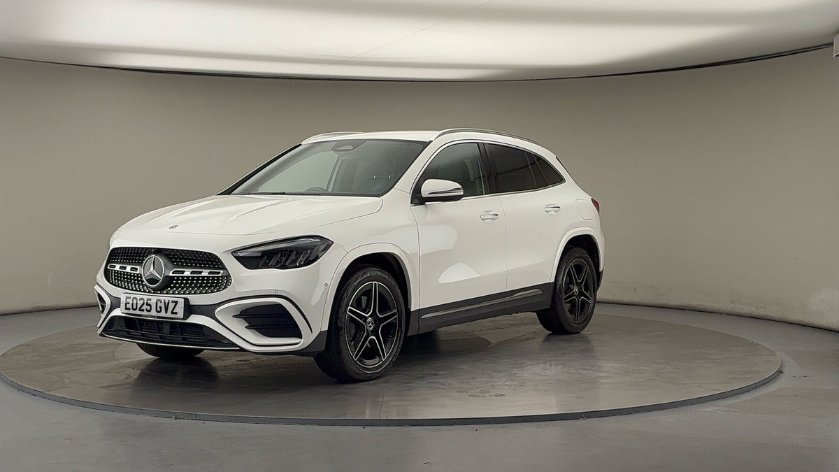 More views of Mercedes-Benz GLA