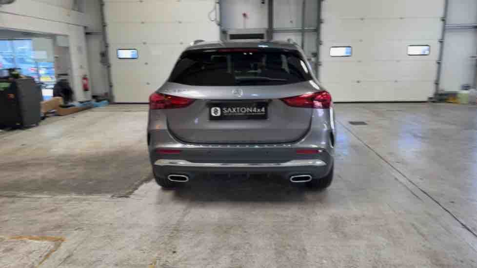 More views of Mercedes-Benz GLA