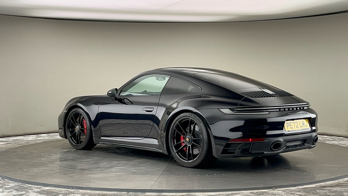 More views of Porsche 911