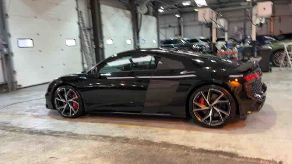More views of Audi R8