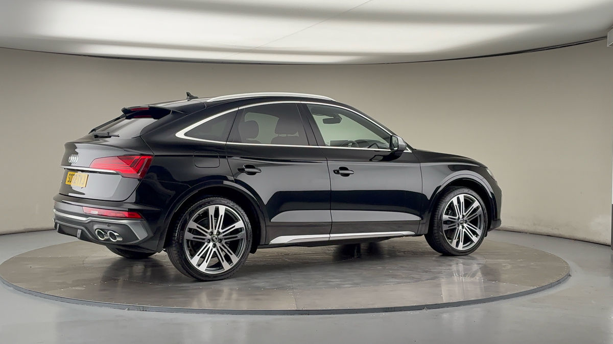 More views of Audi SQ5