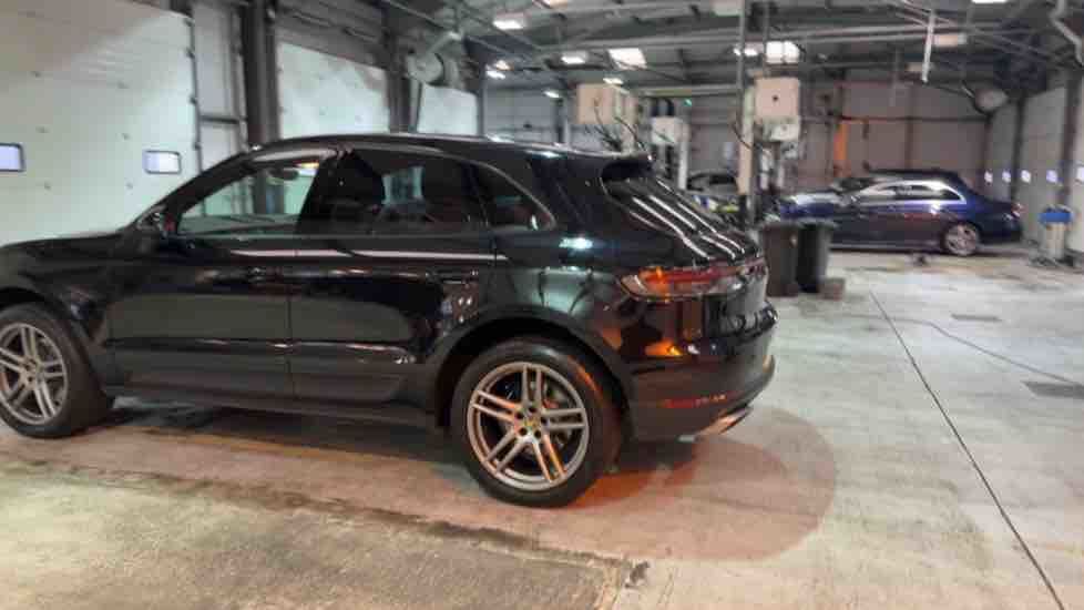 More views of Porsche Macan