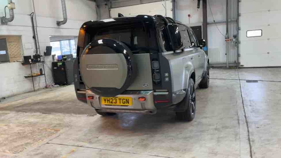More views of Land Rover Defender 130