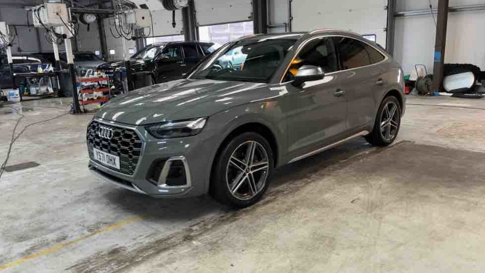 More views of Audi SQ5