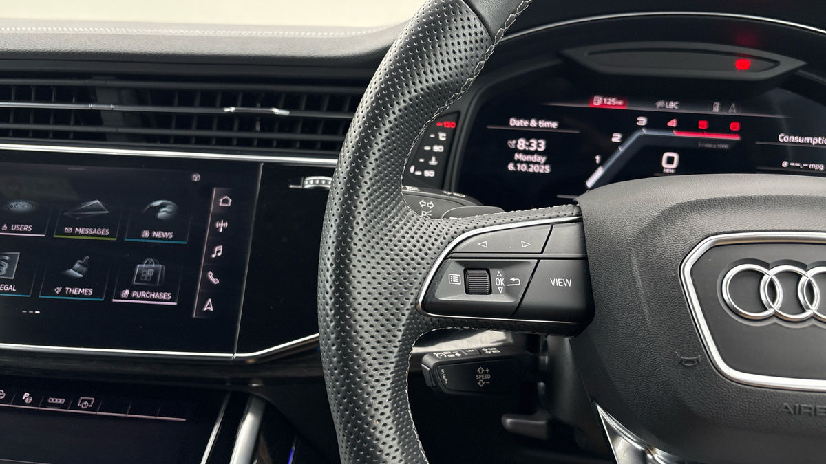 Audi Q7 Image 13