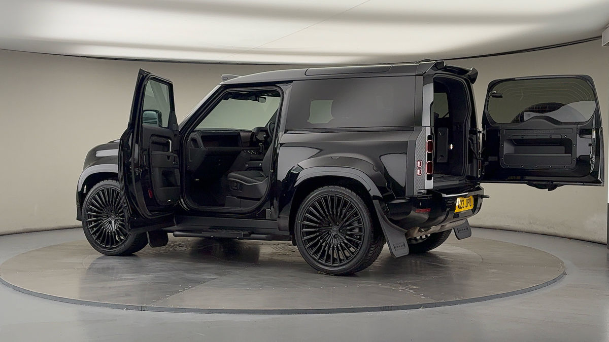 More views of Land Rover Defender 90