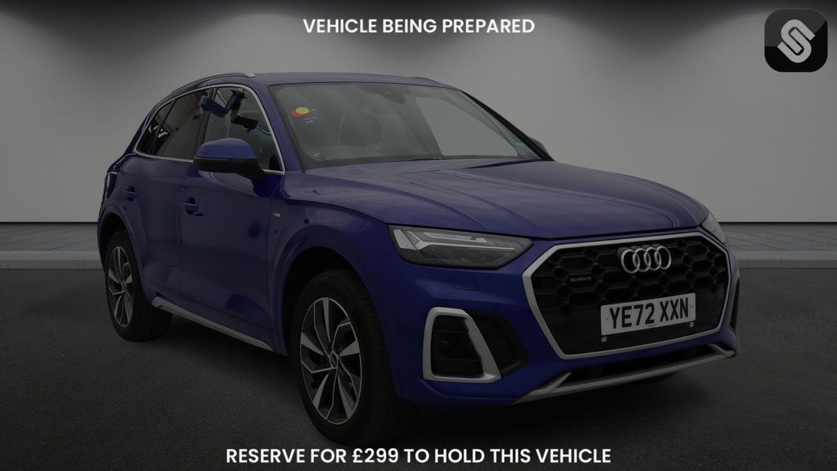 Audi Q5 Sticky Header Image
