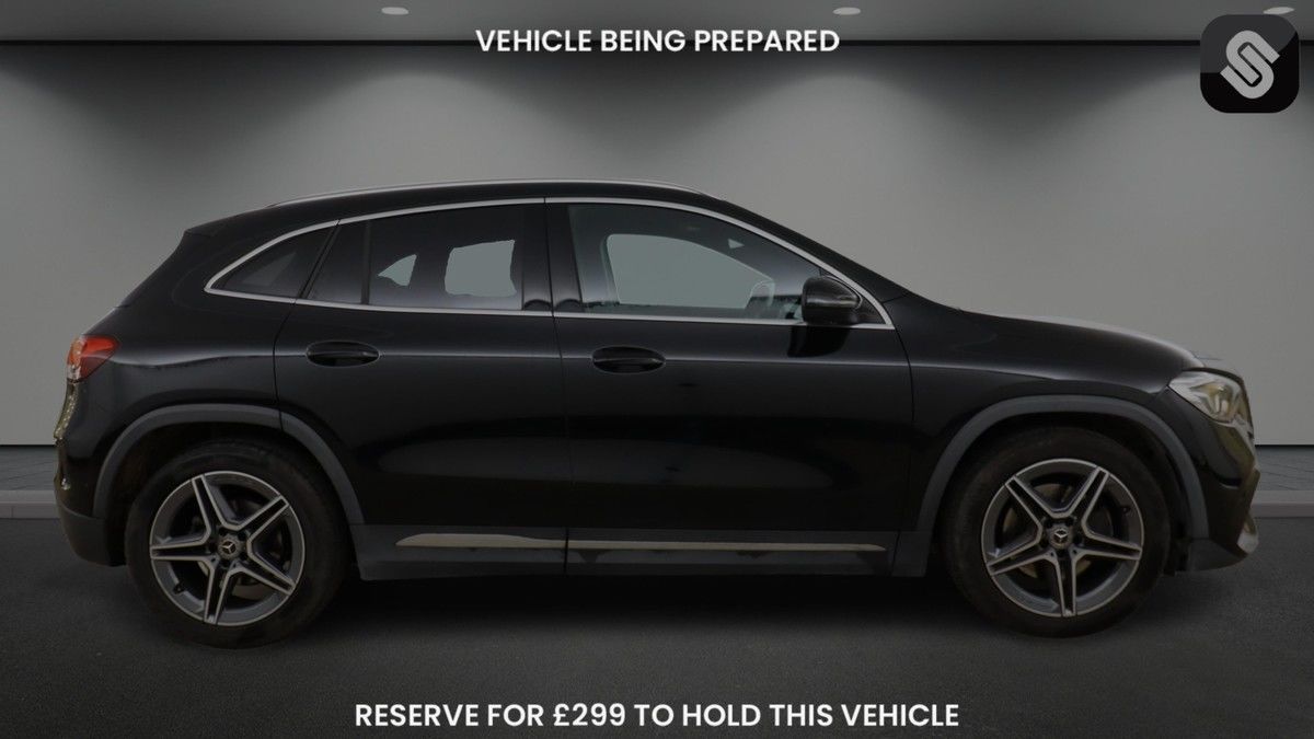 Mercedes-Benz GLA Image 5