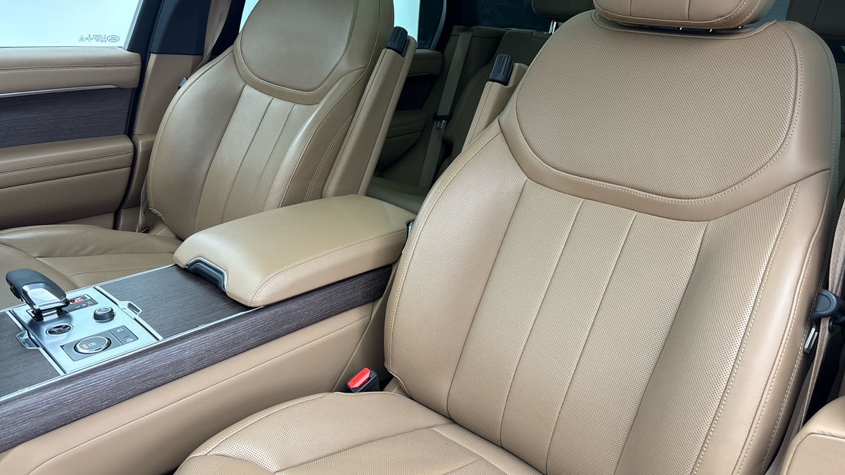 Land Rover Range Rover Image 7