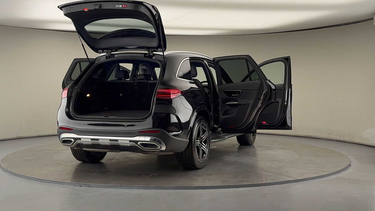 More views of Mercedes-Benz GLC