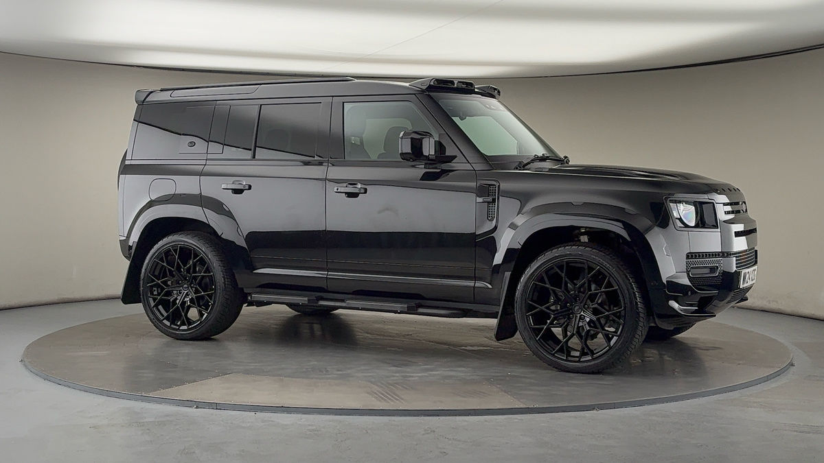 More views of Land Rover Defender 110