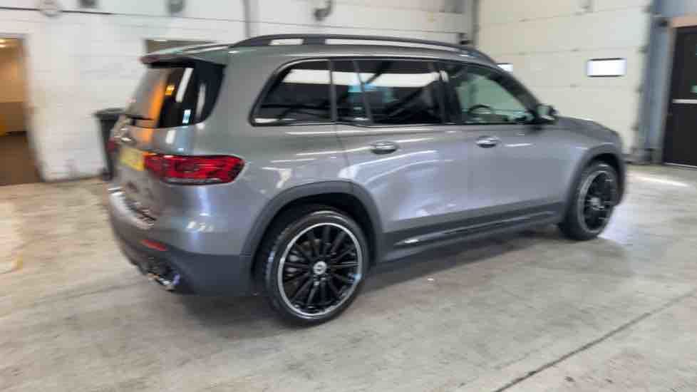 More views of Mercedes-Benz GLB