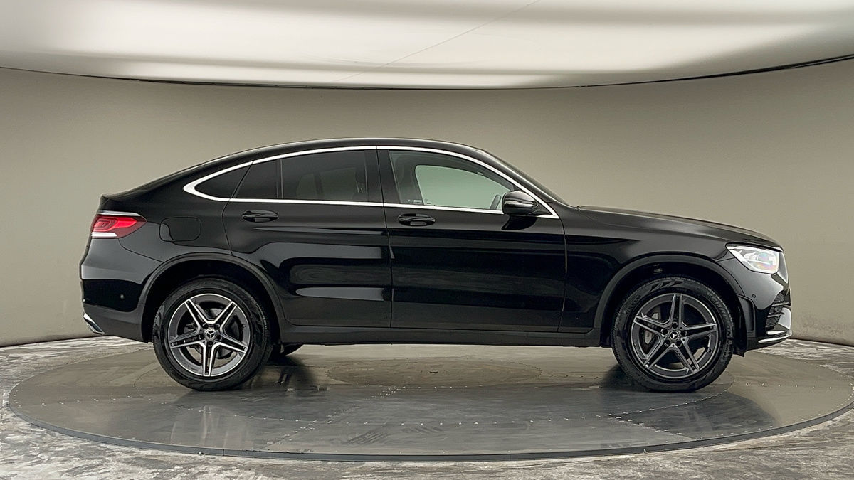 More views of Mercedes-Benz GLC