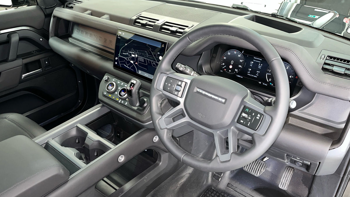 Land Rover Defender 110 Urban Image 9