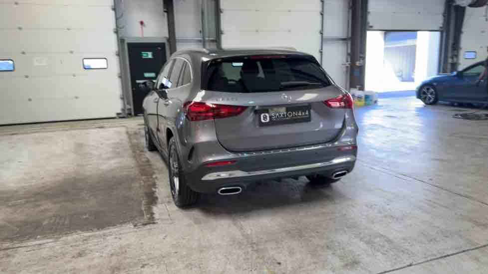 More views of Mercedes-Benz GLA