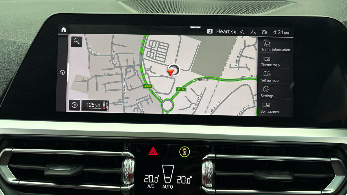 BMW 3 Series Image 17