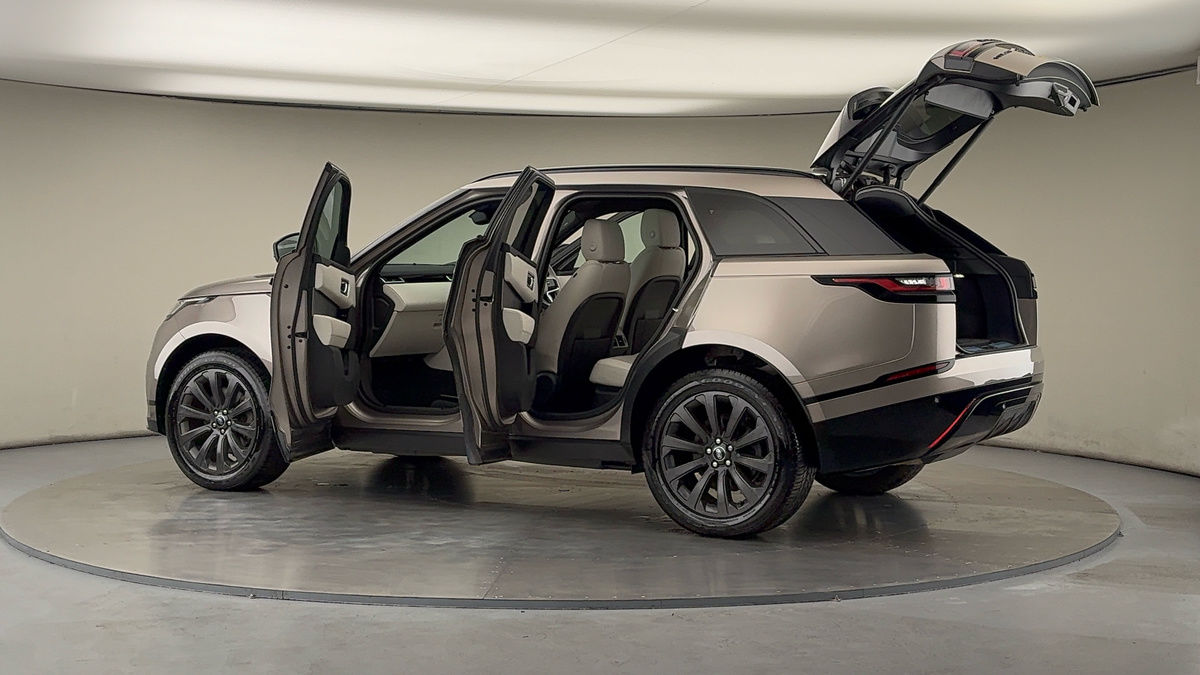 More views of Land Rover Range Rover Velar